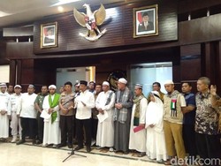 Respons Tuntutan Aksi 211, Wiranto akan Pertemukan Ormas Islam