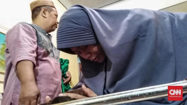 Istri Kenang Jiwa Sosial Penyelam Lion Air yang Gugur