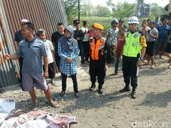 Seorang Nenek Tewas Tersambar KA Brantas Saat Bawa Becak