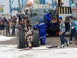 Inilah Roda Pesawat Lion Air JT 610 yang Berhasil Dievakuasi