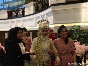Sah! Melody eks JKT48 Resmi Menikah Sah! Melody eks JKT48 Resmi Menikah