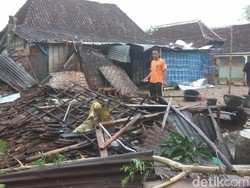 BPBD Bojonegoro Catat Belasan Rumah Rusak Pasca Puting Beliung