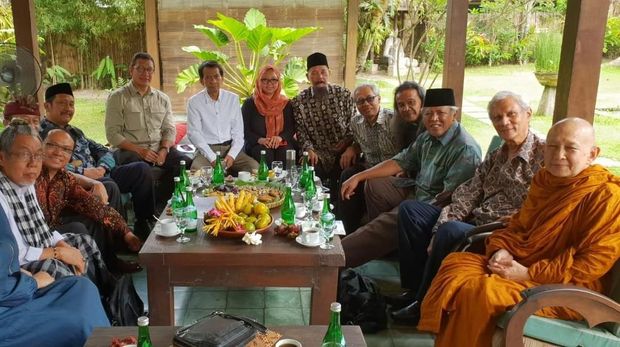 Menag Agama Tak Bisa Menghancurkan Budaya Dan Tradisi Lokal