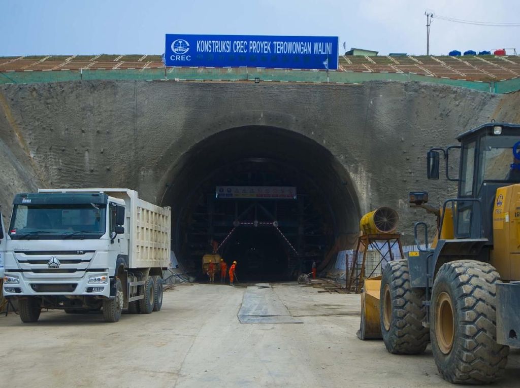 94% Lahan Kereta Cepat Jakarta-Bandung Sudah Dibebaskan 94% Lahan Kereta Cepat Jakarta-Bandung Sudah Dibebaskan