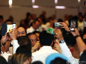 Jokowi Hadiri Deklarasi Relawan Pengusaha Muda Nasional