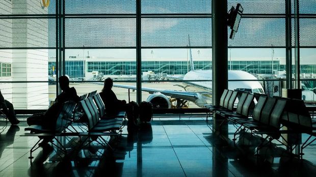 Airport terminal passenger waiting area in Germany.