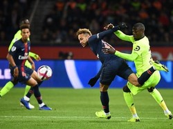Bertanding di Parc des Princes, Sabtu (3/11/2018) dinihari WIB, PSG diimbangi Lille tanpa gol nyaris selama 70 menit. (Foto: AFP Photo)