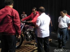 Layaknya Anak Motor, Jokowi Sambangi IMOS 2018 Layaknya Anak Motor, Jokowi Sambangi IMOS 2018