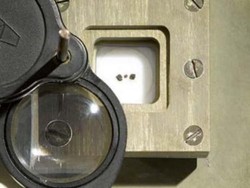 Ingin Beli Batu Bulan, Siapkan Kocek Rp 14 Miliar