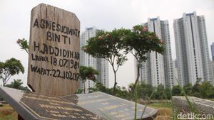 Jakarta Krisis Lahan Makam