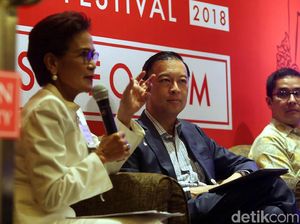 Thomas Lembong Hadiri Boston University Asian Alumni Festival