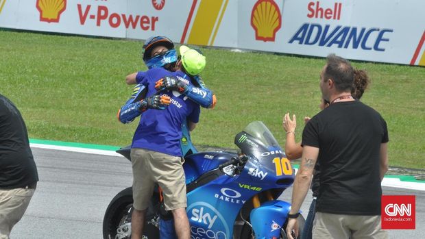Adik Rossi Ingin Satu Tim dengan Marquez di MotoGP