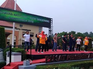 Hadiri Peringatan Hari Kesehatan, Jokowi Senam Bareng di Tangerang Hadiri Peringatan Hari Kesehatan, Jokowi Senam Bareng di Tangerang