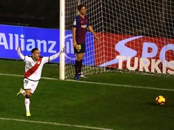 Barca Kesulitan Lawan Rayo karena Over Pede