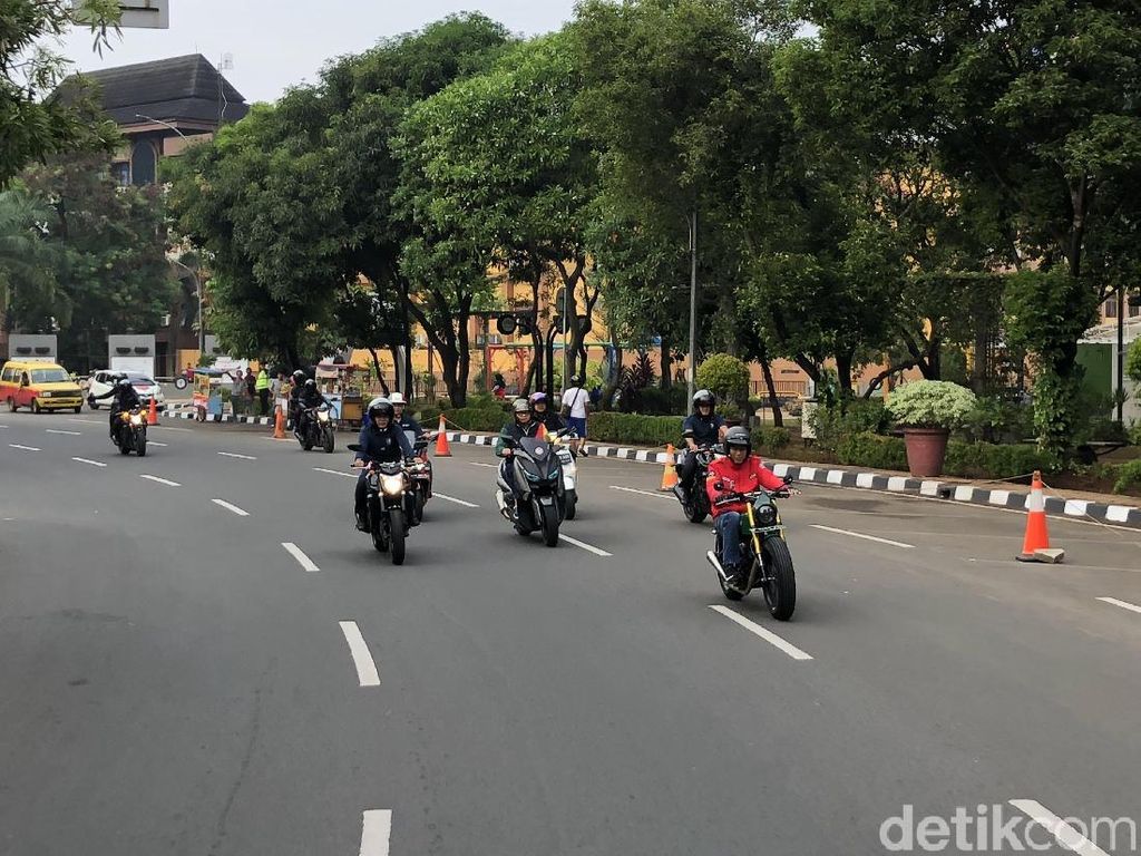 Ini Alasan Polisi Tidak Tilang Jokowi yang Tidak Nyalakan Lampu Motor