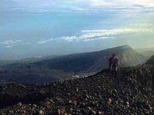 Mendaki Rinjani, Gunung Tertinggi Ketiga di Indonesia