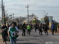 Suporter Tak Bertiket Berbuat Onar di Laga Persebaya Vs Persija