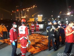 34 Kantong Jenazah Tiba di Dermaga JICT Sore Ini