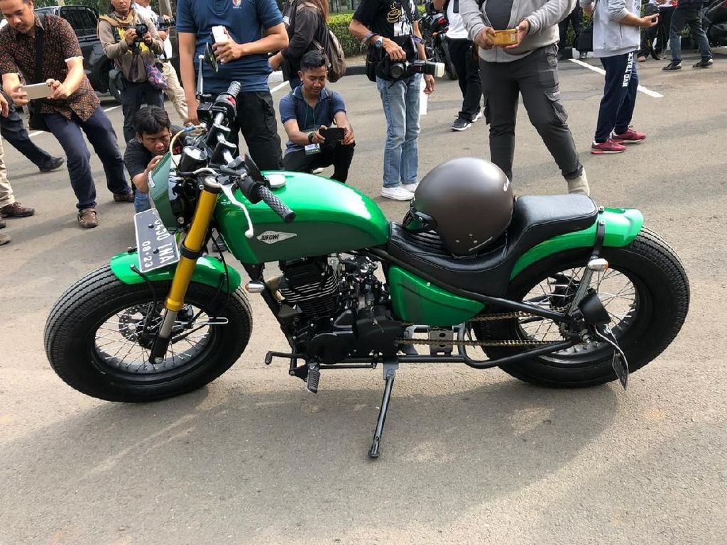 Ini Detail Spesifikasi Modifikasi Kawasaki W175 Milik Jokowi Ini Detail Spesifikasi Modifikasi Kawasaki W175 Milik Jokowi