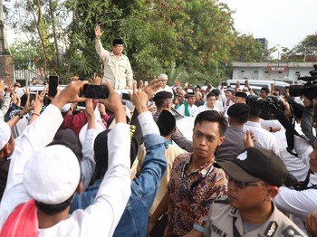 Jurus Paradoks Prabowo