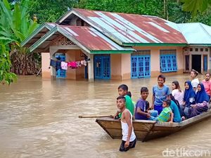 8 Kabupaten/Kota di Sumbar Kena Banjir, Padang Tanggap Darurat