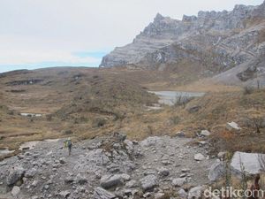 Cuaca di Gunung Carstensz Selalu Buruk