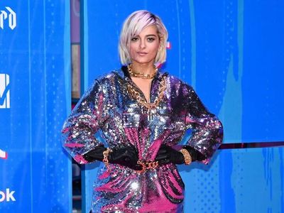 6 Selebriti Berbusana Terburuk di MTV Europe Music Awards 2018