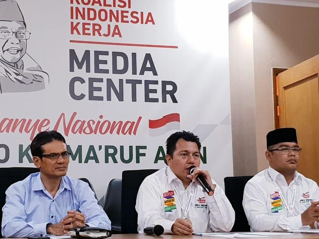 BPN Ajukan 51 Bukti Gugatan Pilpres ke MK, TKN: Menunjukkan Tidak Siap BPN Ajukan 51 Bukti Gugatan Pilpres ke MK, TKN: Menunjukkan Tidak Siap