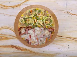 Resep Pizza dengan 2 Topping, Camilan Wajib Coba Nih