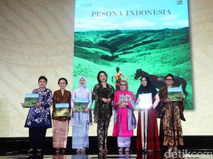 Anita Tanjung Luncurkan Buku Pesona Indonesia Anita Tanjung Luncurkan Buku Pesona Indonesia