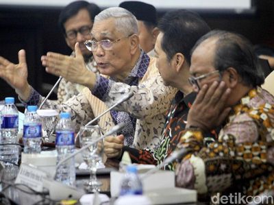 Try Sutrisno Bahas Kembalinya GBHN Bareng Lembaga Pengkajian MPR