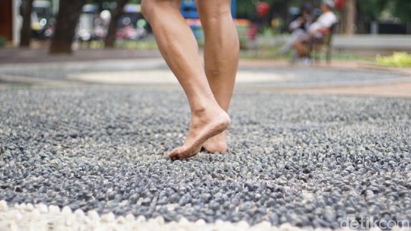 Senin Pagi di Lapangan Banteng, Berkeringat Pangkal Sehat