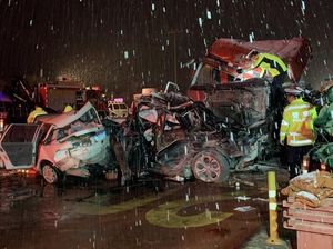 Truk Hilang Kendali Tabrak 31 Mobil di China, 15 Orang Tewas