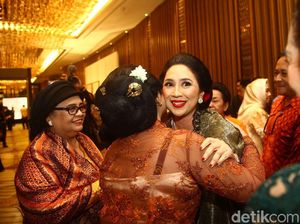 Tokoh dan Pejabat Negara Hadiri HUT Ke-50 Anita Chairul Tanjung