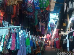 Pasar Muludan Cirebon Dongkrak Omzet Pedagang hingga Miliaran