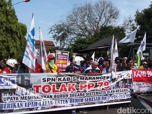 Didesak Buruh, Revisi Aturan Upah Belum Jelas Didesak Buruh, Revisi Aturan Upah Belum Jelas