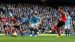 Pesta Gol ke Gawang Southampton, City ke Puncak Klasemen