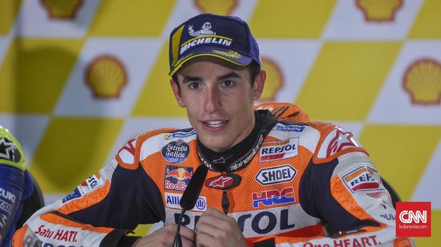 Marc Marquez belum berbicara dengan Jorge Lorenzo saat sesi tes di Valencia.