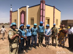 Kisah Bripka Dewi, Sisihkan Gaji Demi Bangun Masjid di Sudan