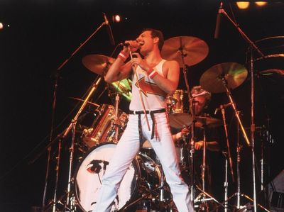 Potret Freddie Mercury, Legenda Dunia yang Meninggal Gegara AIDS