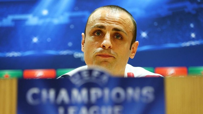 LONDON, ENGLAND - FEBRUARY 24:  Dimitar Berbatov of Monaco speaks to the media during the AS Monaco press conference ahead of the UEFA Champions League round of 16 match against Arsenal at the Emirates Stadium on February 24, 2015 in London, United Kingdom.  (Photo by Clive Mason/Getty Images)