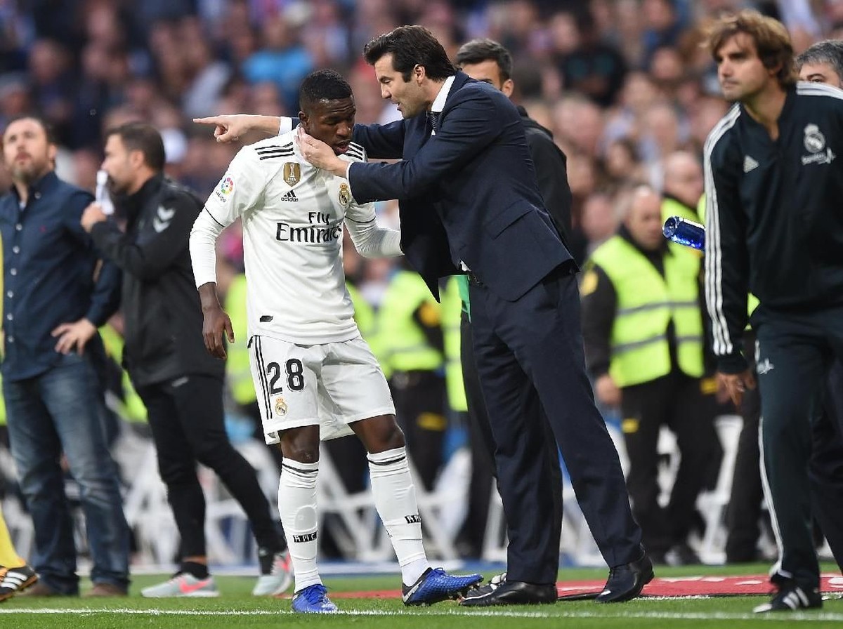 Saatnya Real Madrid memberikan kesempatan pada Vinicus Junior jadi starter? (Denis Doyle/Getty Images)