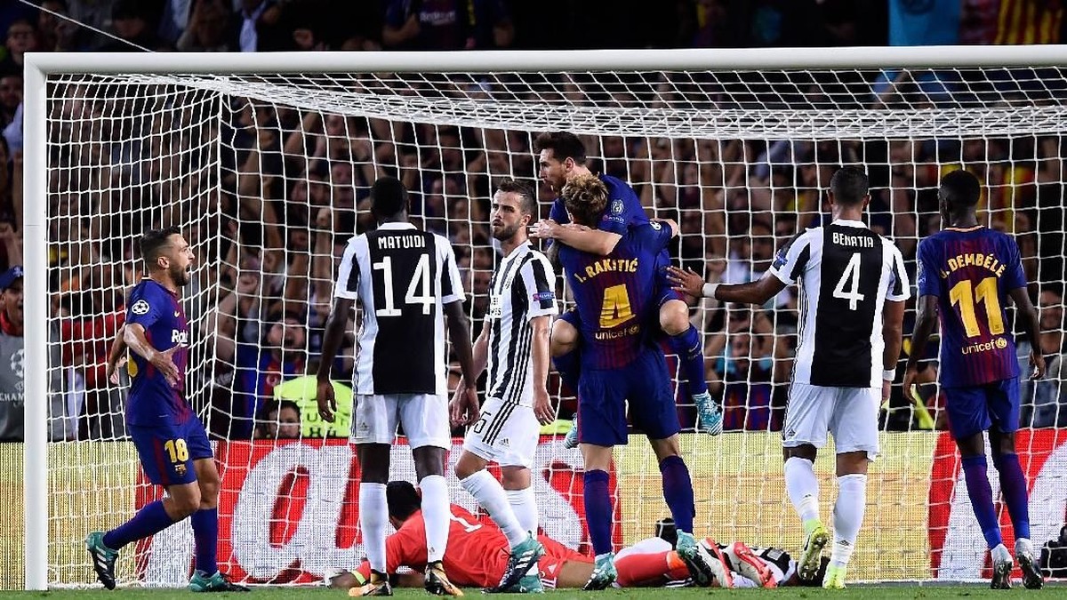 Menghadapi klub-klub Italia, Lionel Messi bikin 12 gol dari 21 pertandingan (Alex Caparros/Getty Images)