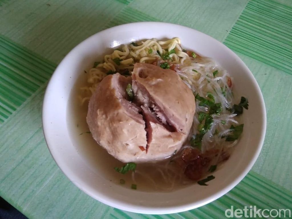 Bakso Barokah Mas B-Tieng: Mantul! Bakso Sapi Gurih Mantap Khas Wonogiri Bakso Barokah Mas B-Tieng: Mantul! Bakso Sapi Gurih Mantap Khas Wonogiri