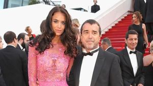 Gaya Jade, Model Cantik yang Dinikahi Pria Tajir Berusia 30 Tahun Lebih Tua