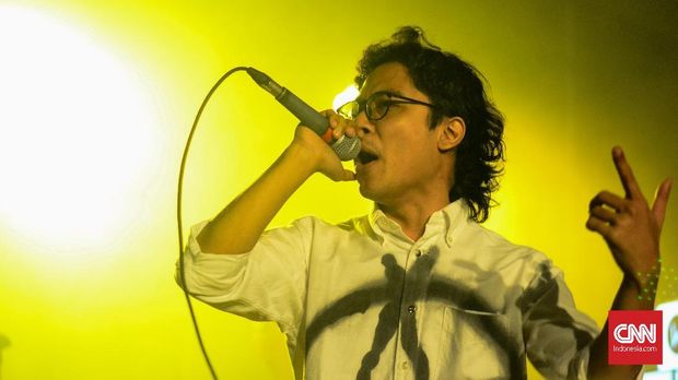 Sayang, Noise menutup penampilannya dengan antiklimaks seperti api yang dipadamkan tiba-tiba.
