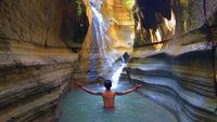 Potret Curug Love yang Bikin Betah Main Air