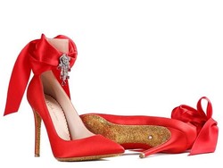 Sepatu Ini Harganya Rp 400 Juta, Apa Istimewanya?