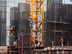 Daya Saing RI Turun, Darmin: Negara Lain Cepat Ubah Iklim Usaha