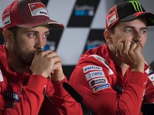 Tentang Ribut-Ribut Andrea Dovizioso dengan Jorge Lorenzo Tentang Ribut-Ribut Andrea Dovizioso dengan Jorge Lorenzo